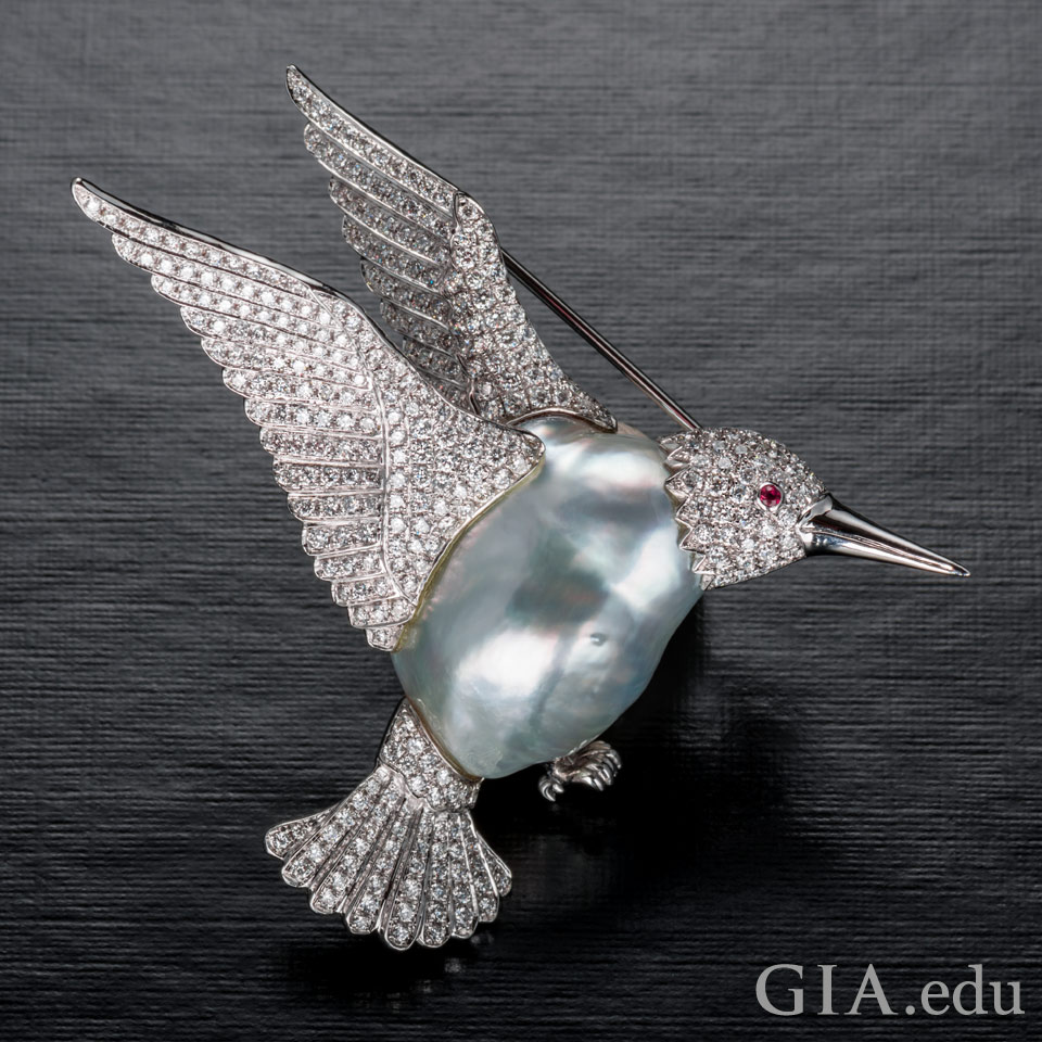 Pink baroque pearl hummingbird brooch