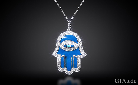 14K gold hamsa pendant