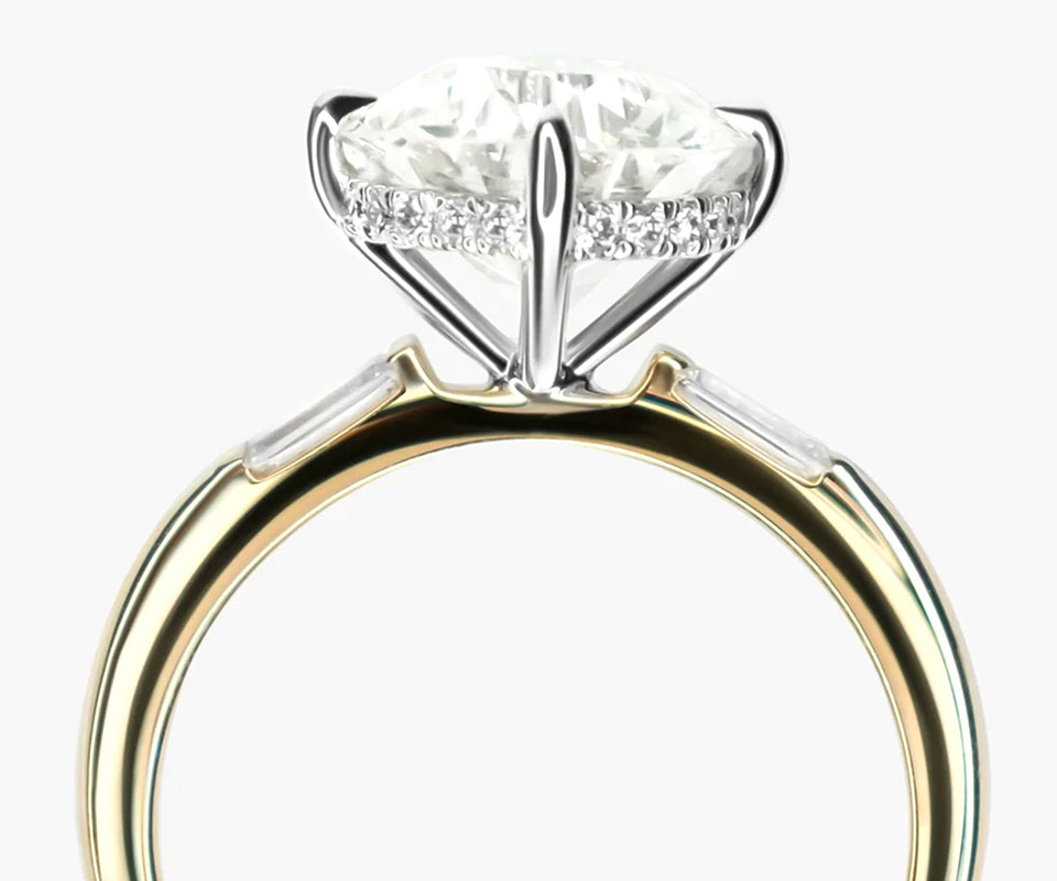 Side profile of a diamond ring